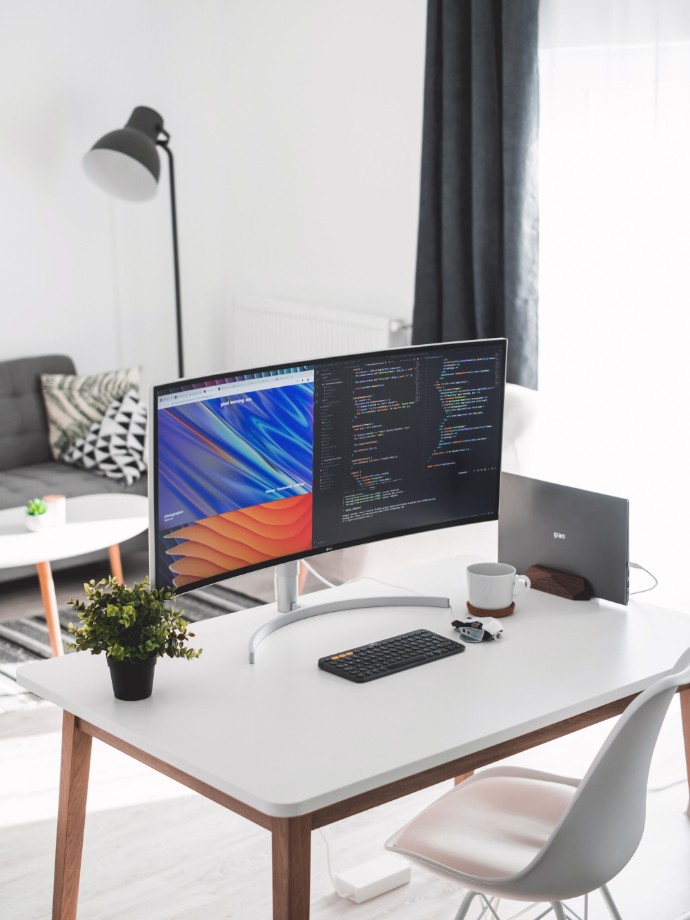 We design and develop notice web applications